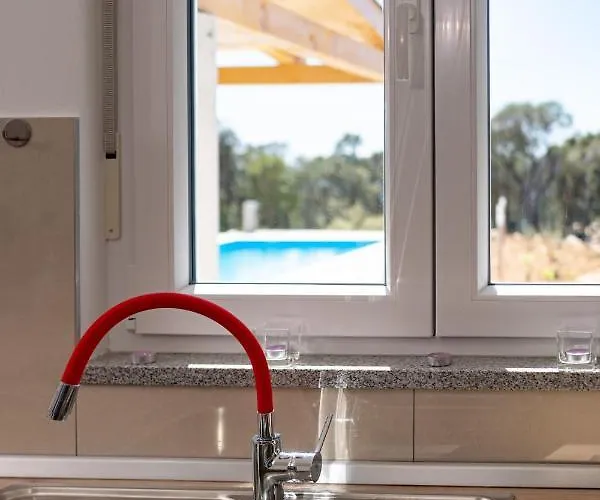 Villa Sea View *big Pool * Bbq * Direct Sea Access *