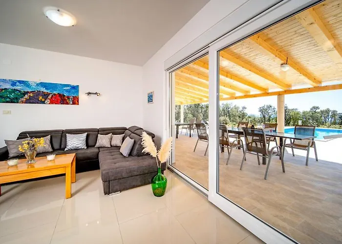 Villa Sea View *big Pool * Bbq * Direct Sea Access *