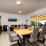 Sea View *big Pool * Bbq * Direct Sea Access Kampor