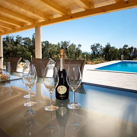 Sea View *big Pool * Bbq * Direct Sea Access