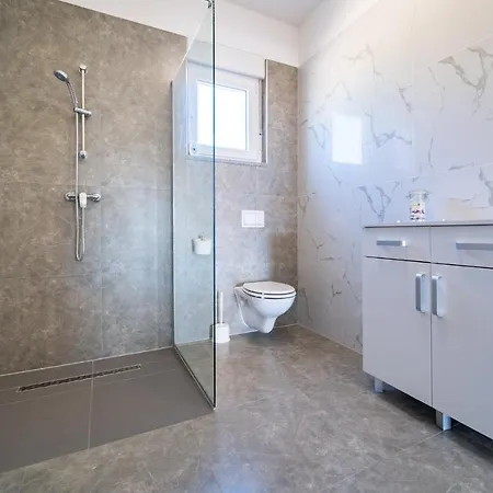 ヴィラ Sea View *big Pool * Bbq * Direct Sea Access