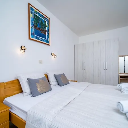 Sea View *big Pool * Bbq * Direct Sea Access