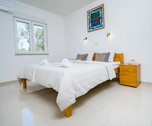 Villa Sea View *big Pool * Bbq * Direct Sea Access